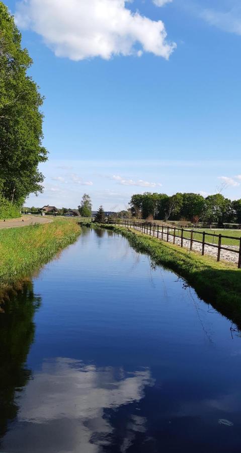 Vakantiehuis met hottub en barrelsauna Ommen Buitenkant foto